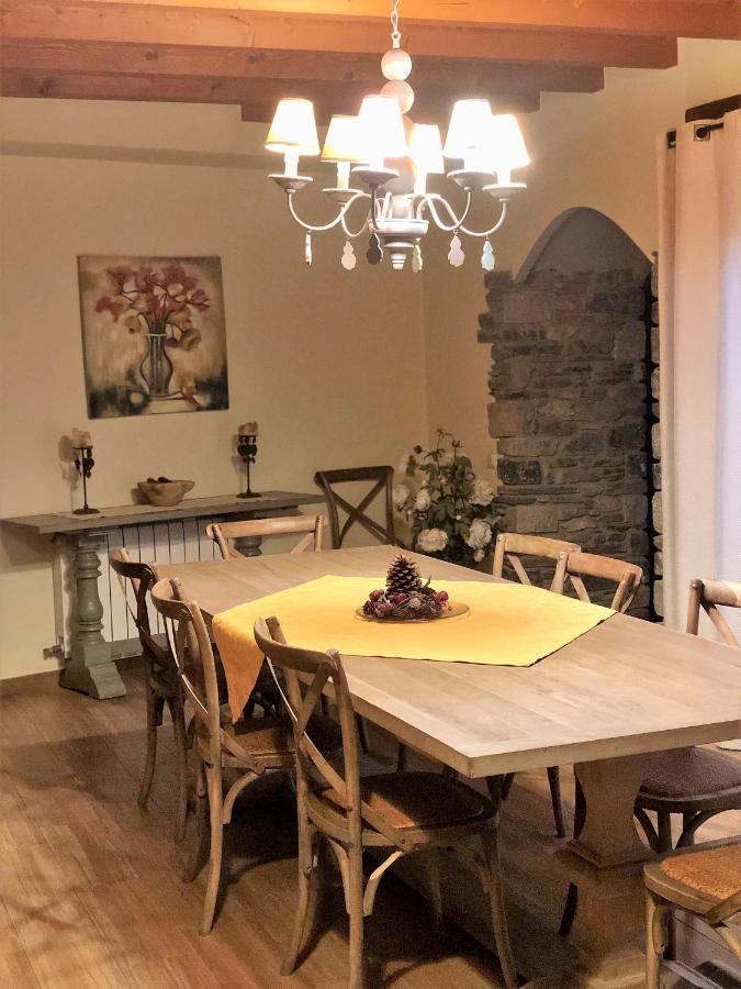 Alba D'Esteve. Casa Rural Еспот Екстериор снимка